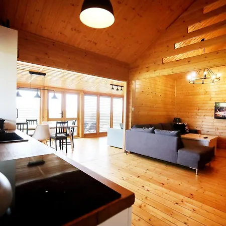 Caloroczny Tel 512-589-997 Holiday home *