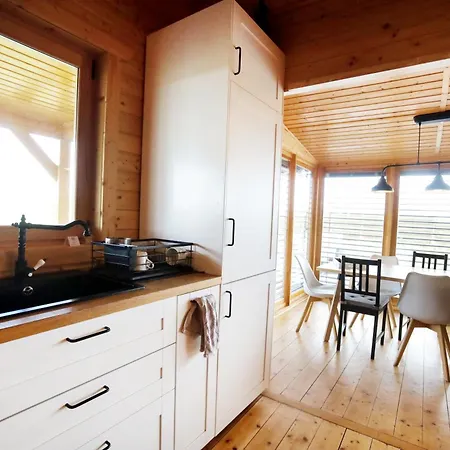 度假居 Caloroczny Tel 512-589-997 波伊兹