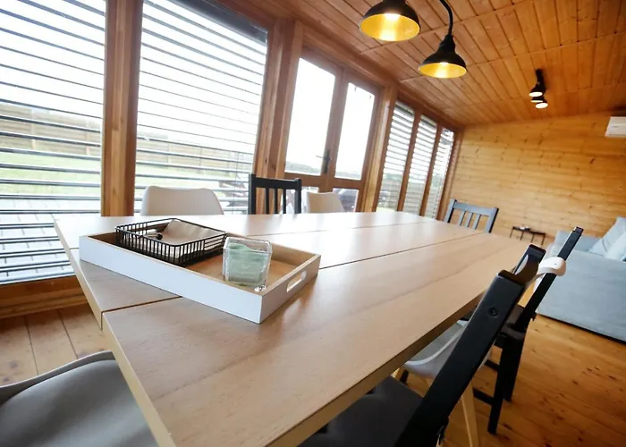 Caloroczny Tel 512-589-997 * 波伊兹